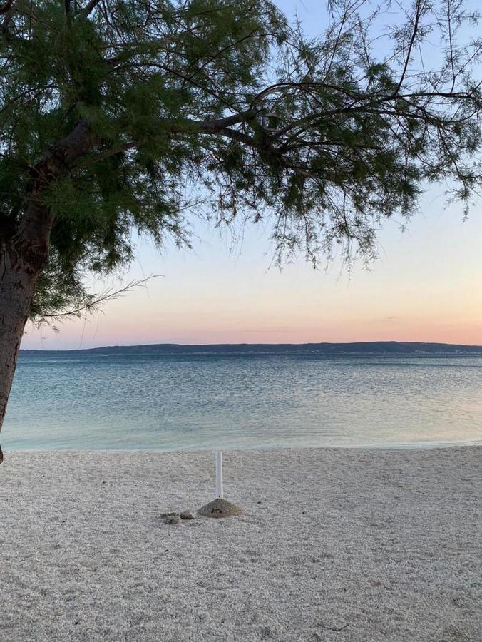 Apartman Paula Kaštela Esterno foto